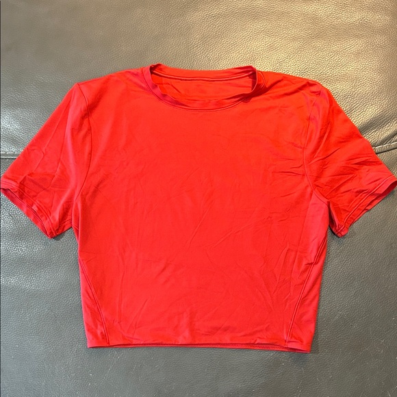 Lululemon Swiftly Tech Cropped Red Short-Sleeve Shirt. See measurements - Picture 3 of 5